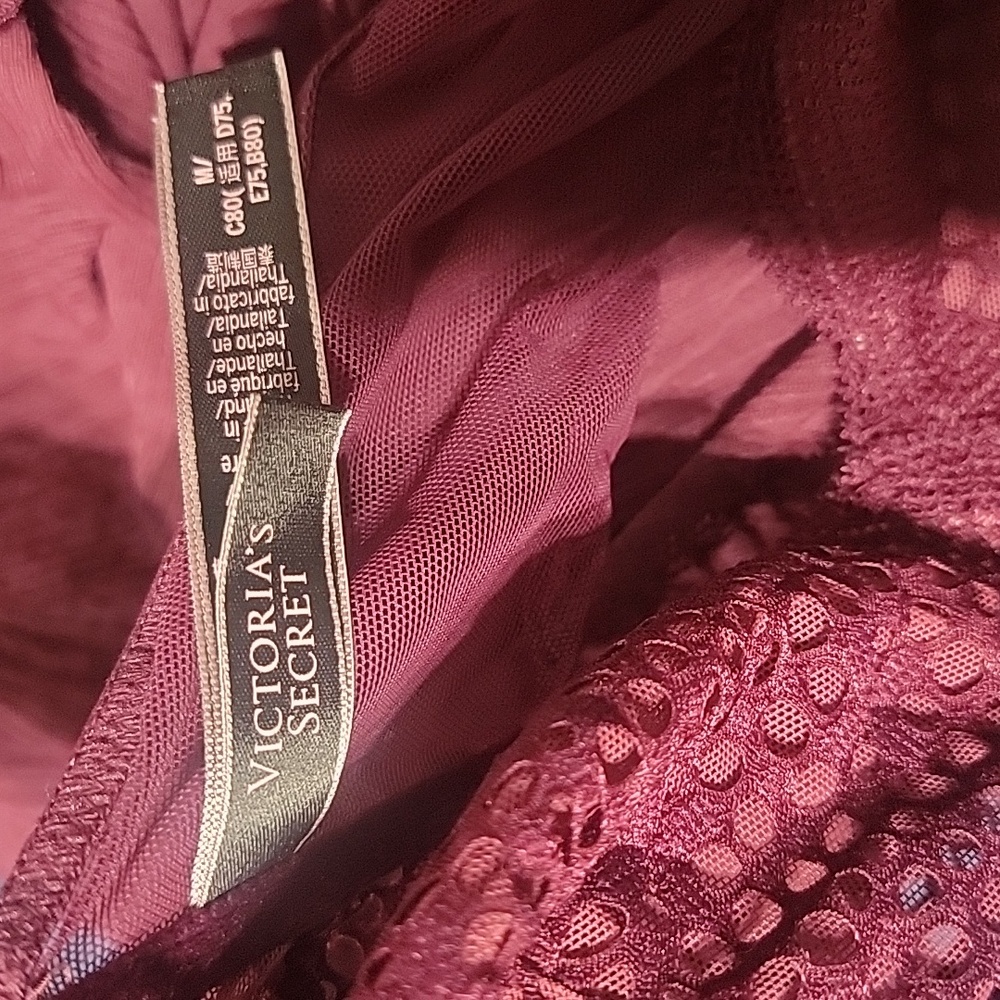 Victoria's Secret Burgundy Lace Bralette Medium - Picture 8 of 8
